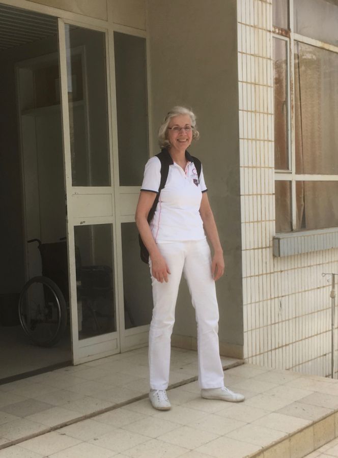 Dr. Elisabeth van der Laan in front of the pediatric department of Ayder Hospital